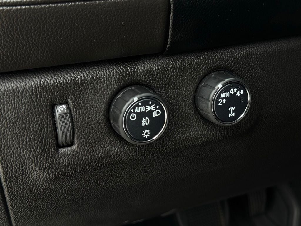 2022 GMC Canyon AT4 w/Leather