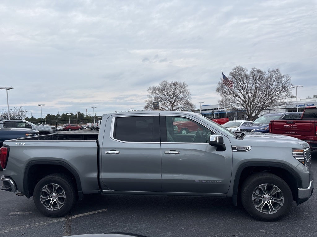 2025 GMC Sierra 1500 SLT