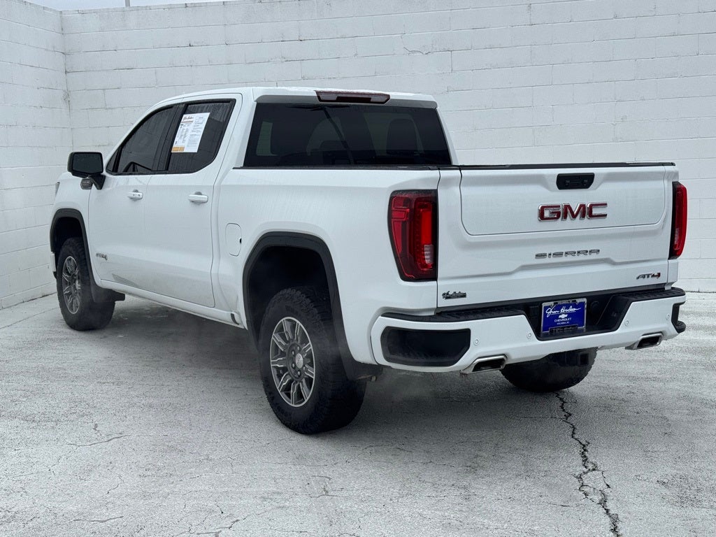 2025 GMC Sierra 1500 AT4