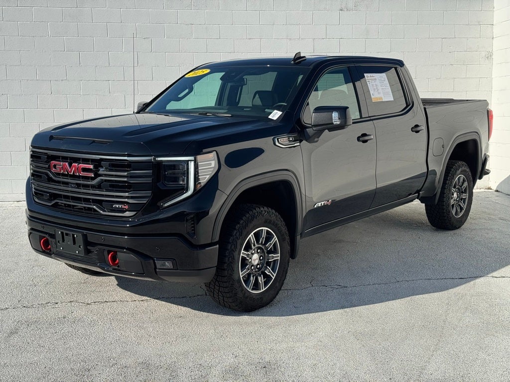 2025 GMC Sierra 1500 AT4