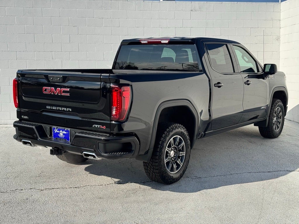 2025 GMC Sierra 1500 AT4