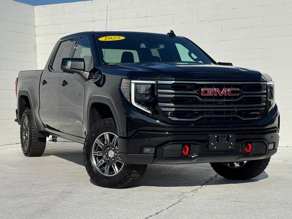 2025 GMC Sierra 1500 AT4