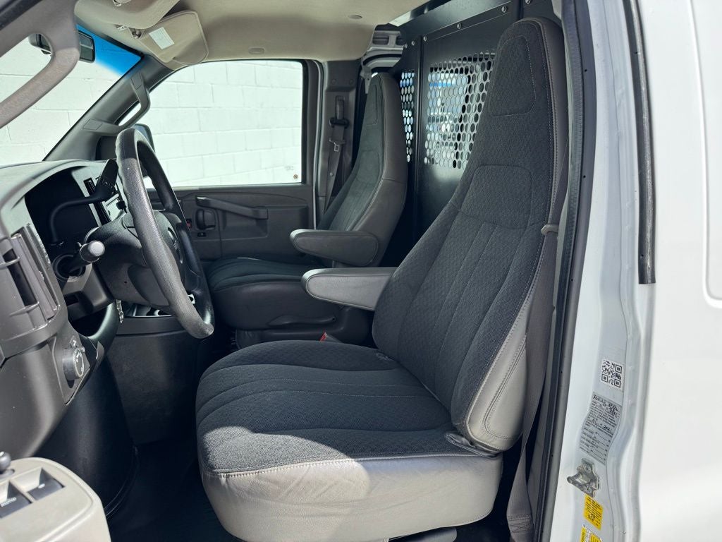 2021 GMC Savana 2500 Work Van