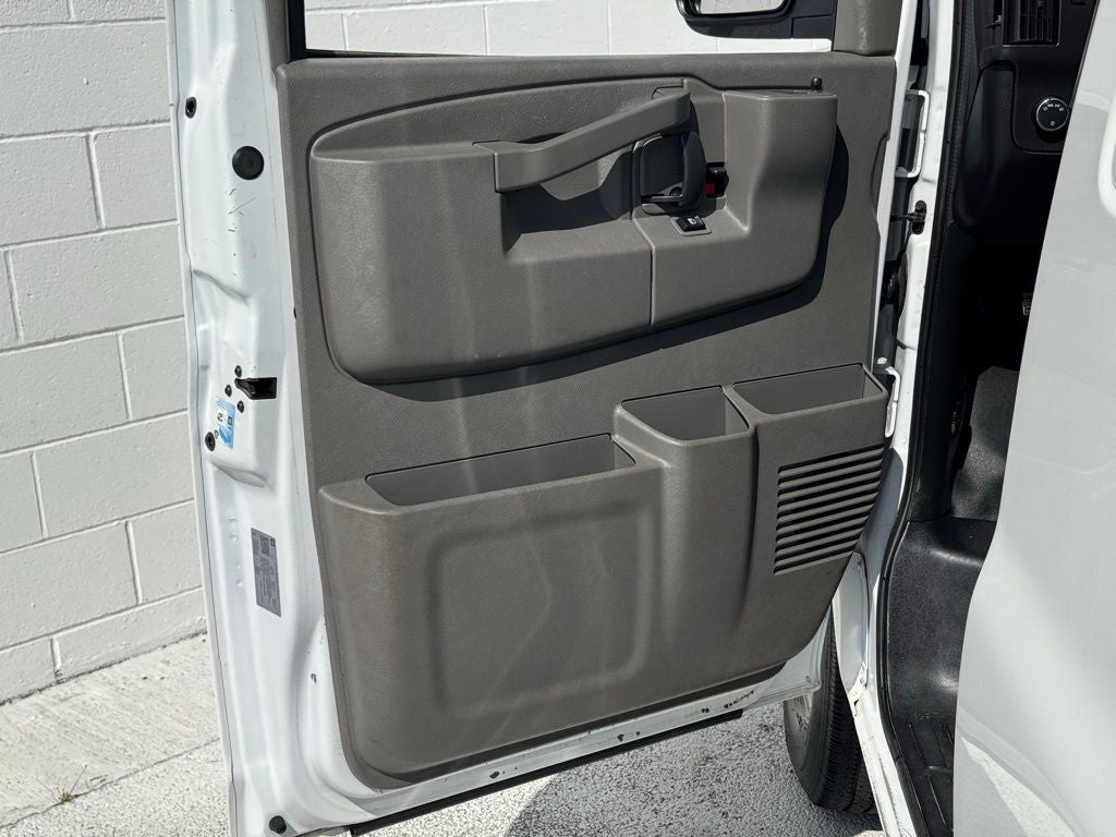 2021 GMC Savana 2500 Work Van