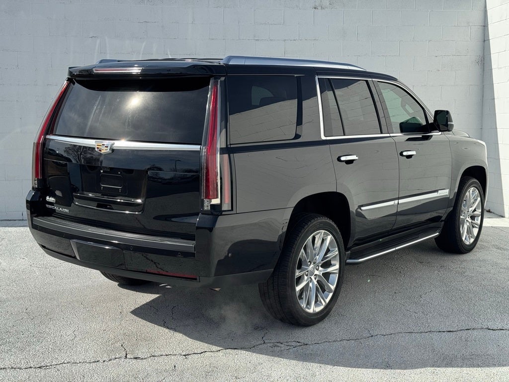 2020 Cadillac Escalade Luxury