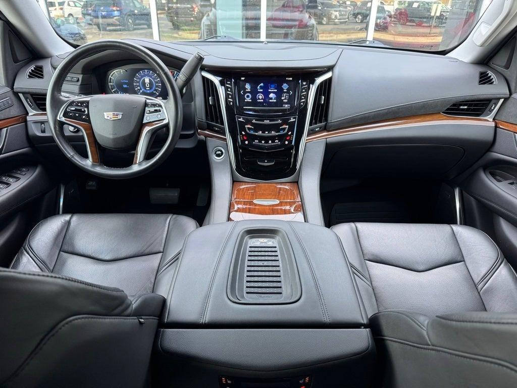 2020 Cadillac Escalade Luxury
