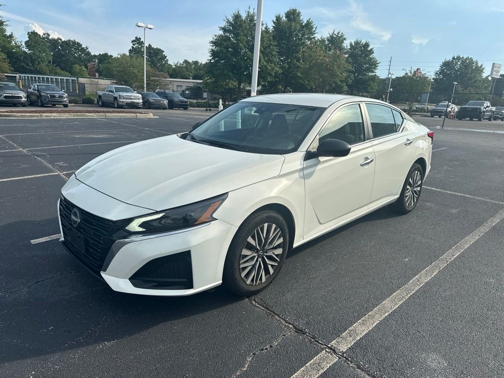 2025 Nissan Altima 2.5 SV