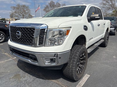 2017 Nissan Titan SV