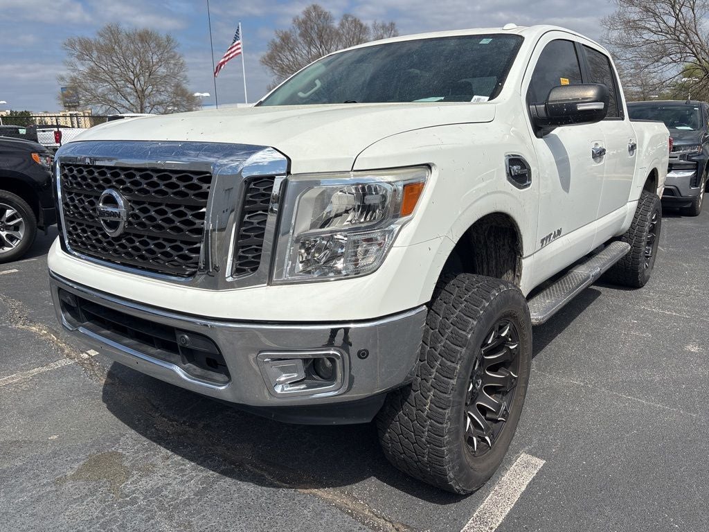 2017 Nissan Titan SV