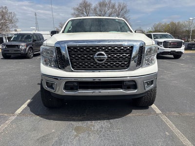 2017 Nissan Titan SV
