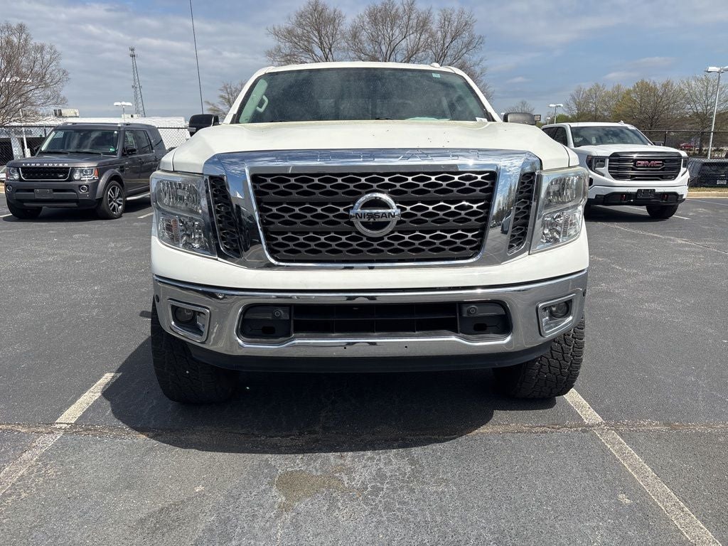 2017 Nissan Titan SV