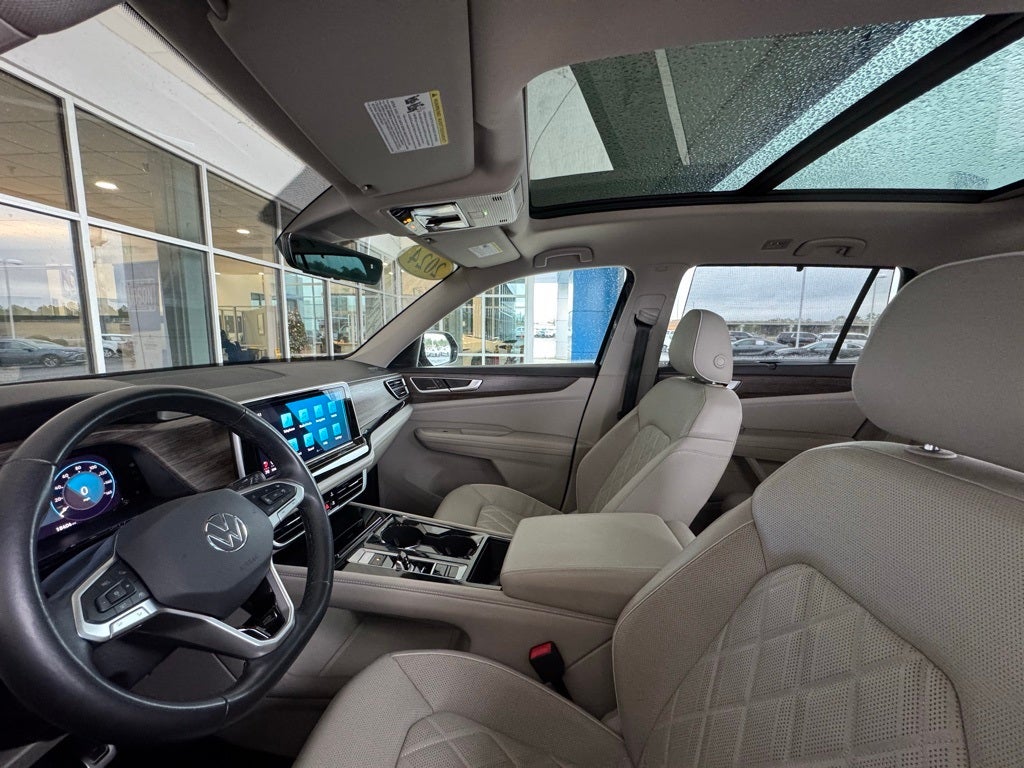 2024 Volkswagen Atlas 2.0T SEL Premium R-Line