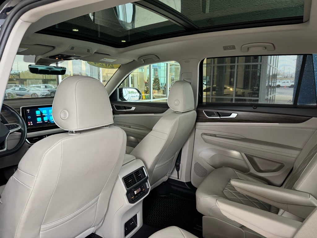 2024 Volkswagen Atlas 2.0T SEL Premium R-Line