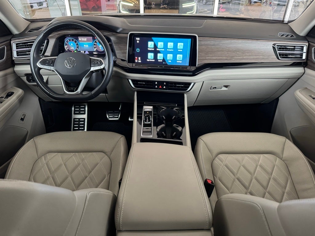 2024 Volkswagen Atlas 2.0T SEL Premium R-Line