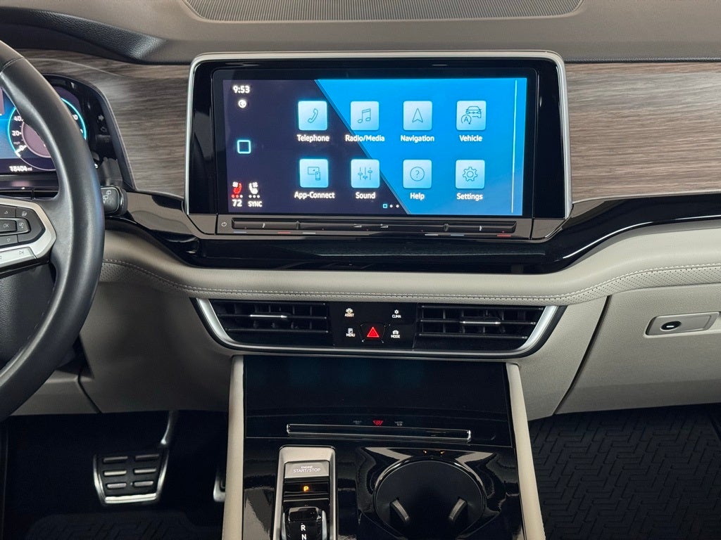 2024 Volkswagen Atlas 2.0T SEL Premium R-Line