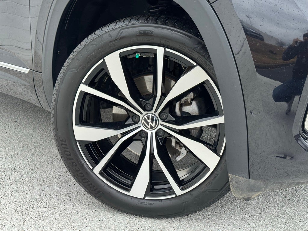 2024 Volkswagen Atlas 2.0T SEL Premium R-Line