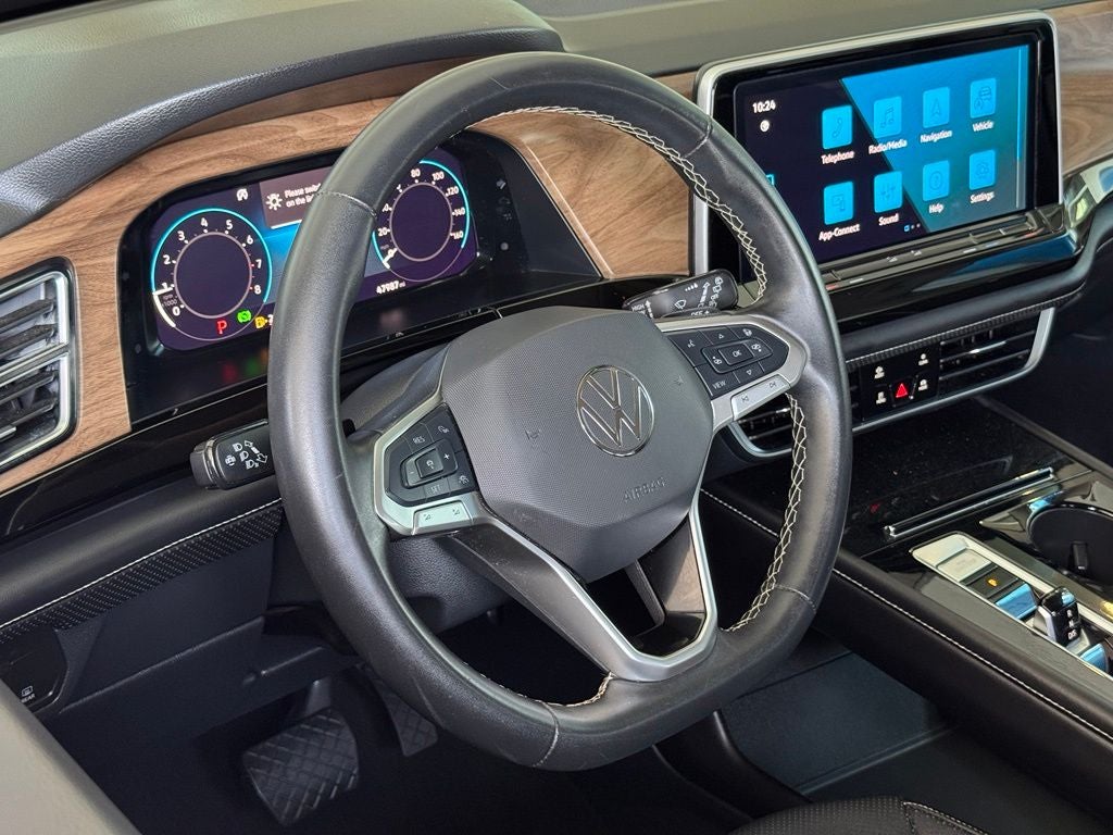 2025 Volkswagen Atlas 2.0T SE w/Technology
