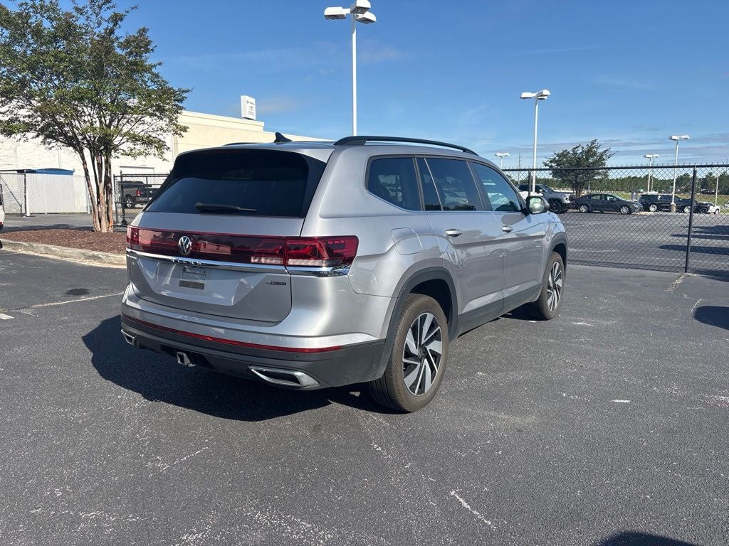 2025 Volkswagen Atlas 2.0T SE w/Technology