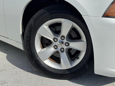 2013 Dodge Charger SE