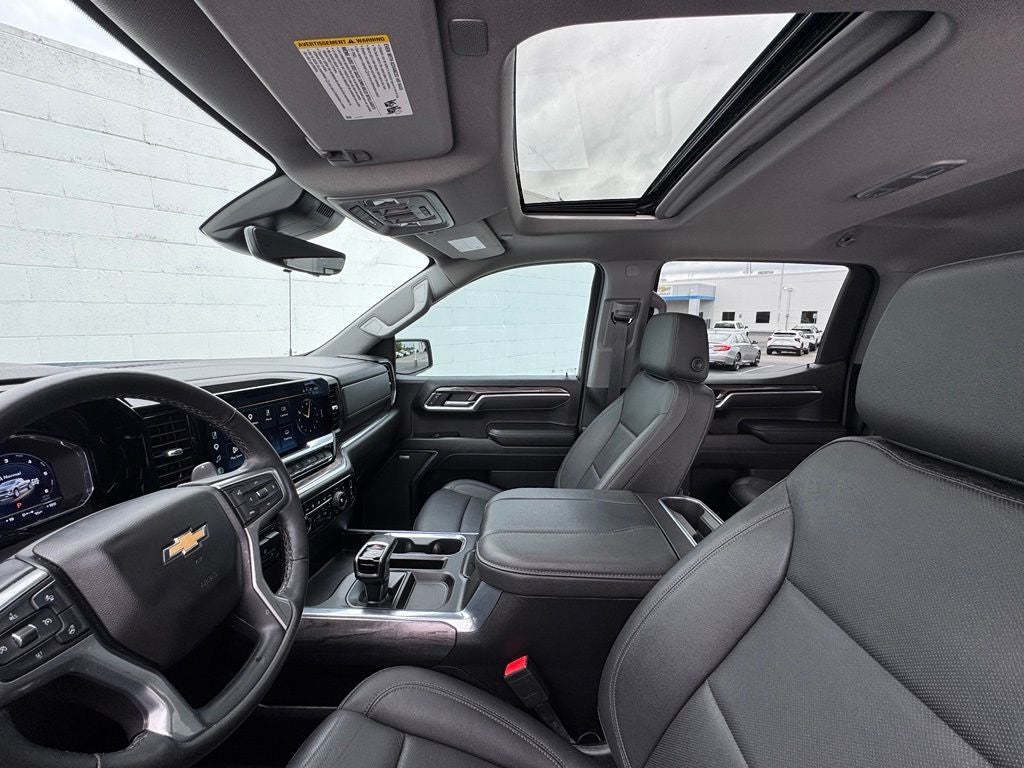 2025 Chevrolet Silverado 1500 LTZ
