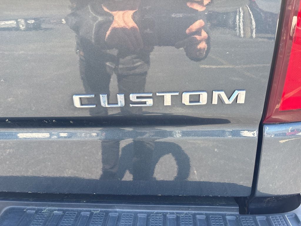 2020 Chevrolet Silverado 1500 Custom