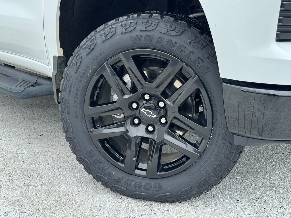 2023 Chevrolet Silverado 1500 Custom Trail Boss