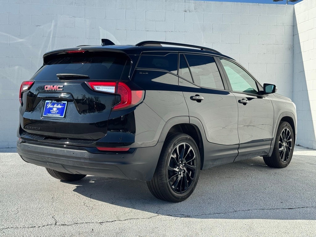 2023 GMC Terrain SLE