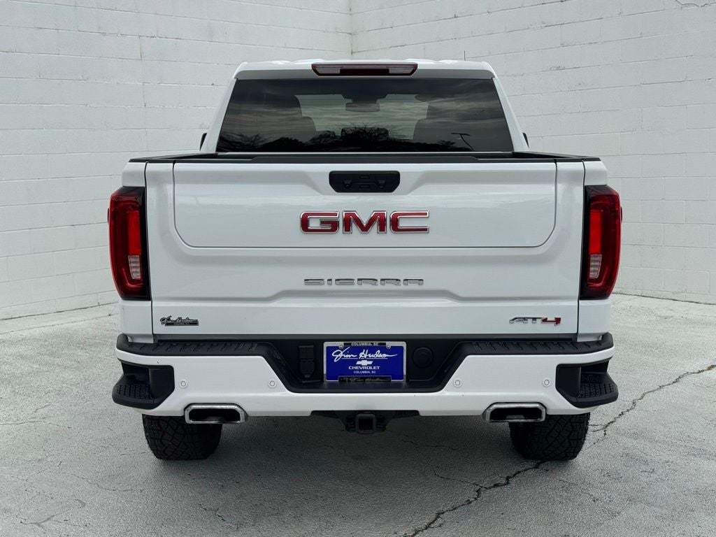 2025 GMC Sierra 1500 AT4