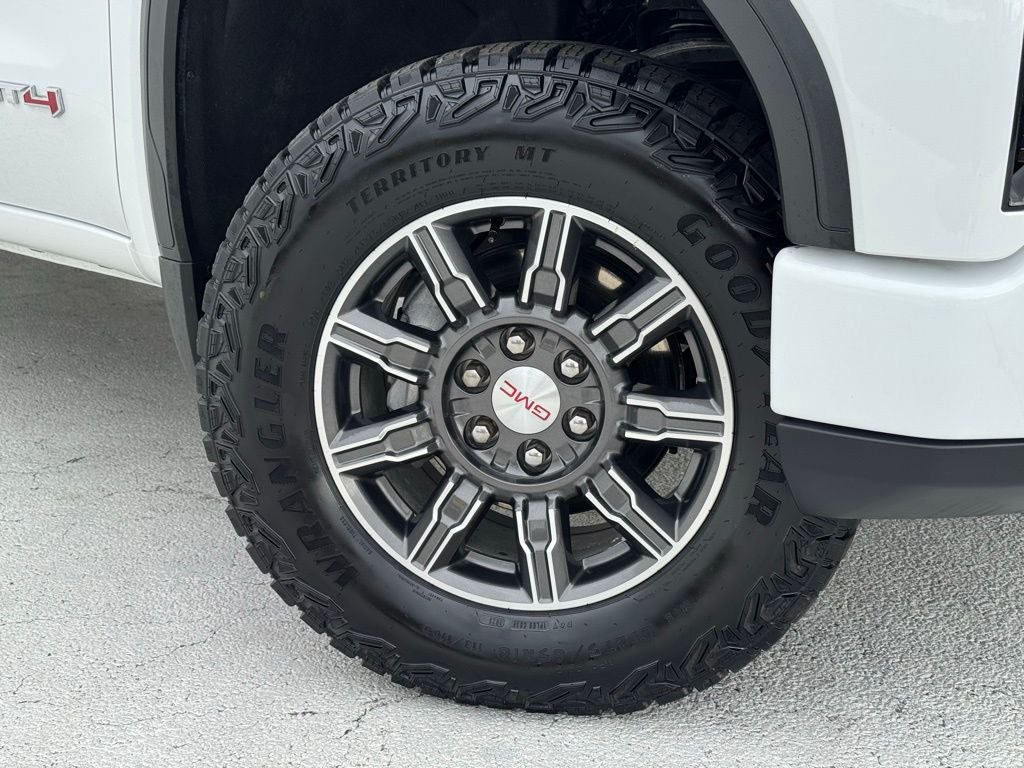 2025 GMC Sierra 1500 AT4