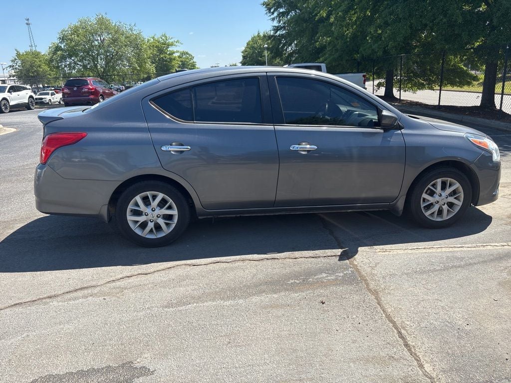 2019 Nissan Versa 1.6 SV