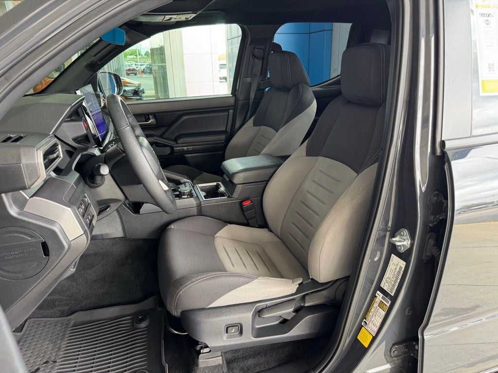 2025 Toyota Tacoma Hybrid TRD Sport