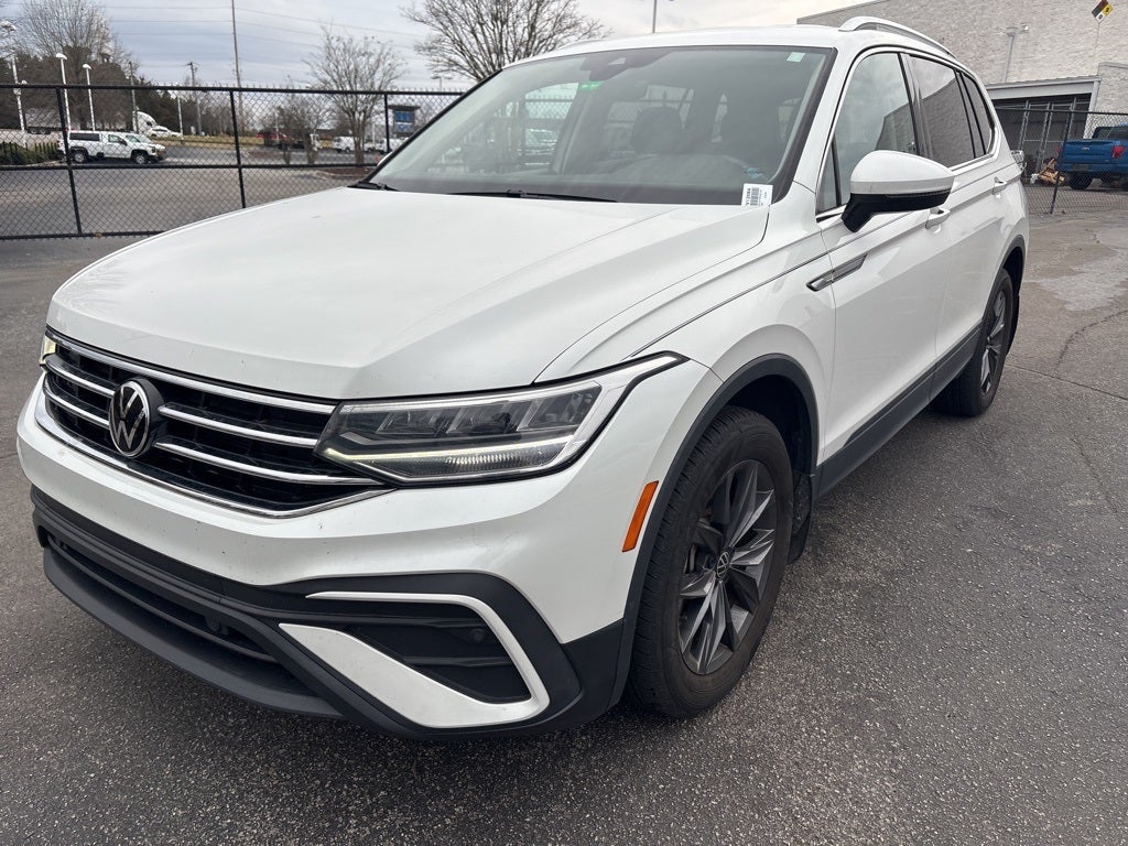 2023 Volkswagen Tiguan 2.0T SE