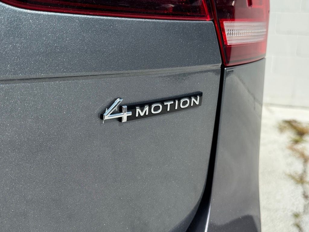 2024 Volkswagen Tiguan 2.0T Wolfsburg Edition