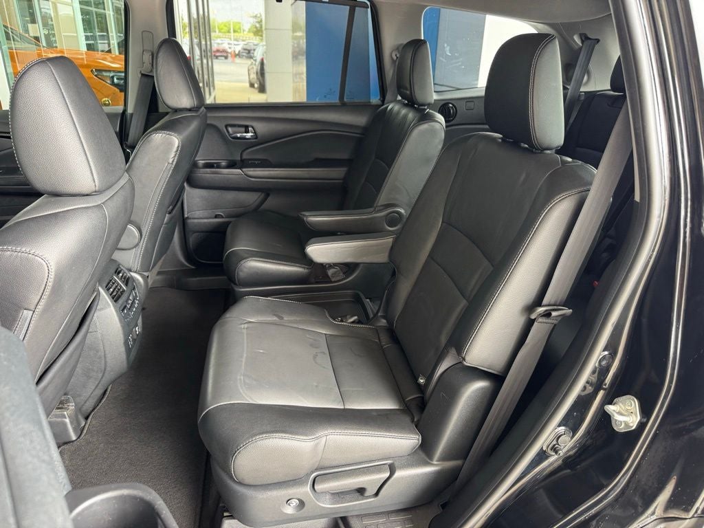 2022 Honda Pilot Touring 7 Passenger