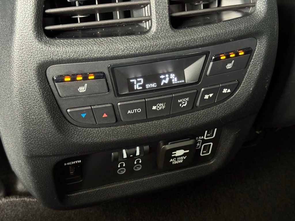 2022 Honda Pilot Touring 7 Passenger