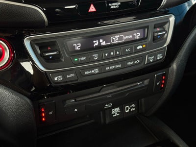 2022 Honda Pilot Touring 7 Passenger