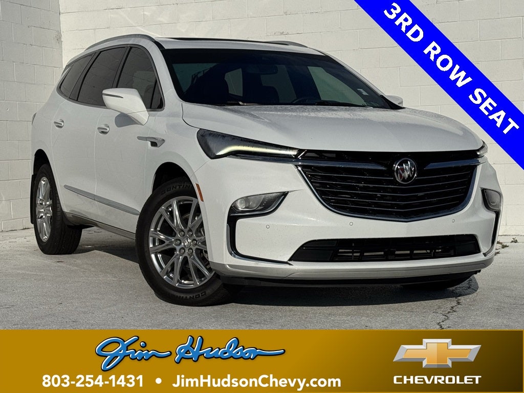 2023 Buick Enclave Essence