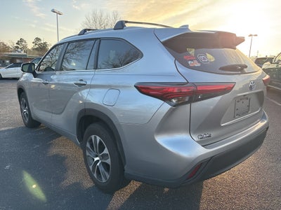 2023 Toyota Highlander Hybrid XLE