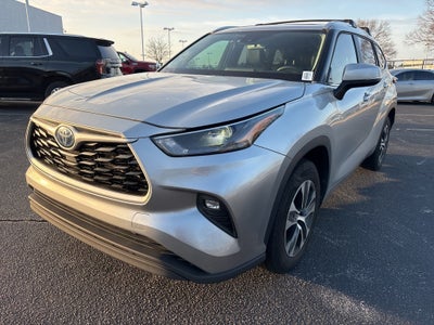 2023 Toyota Highlander Hybrid XLE