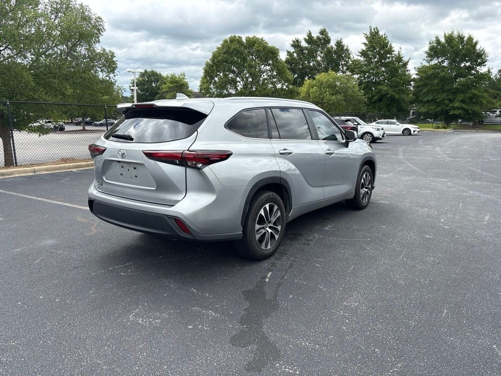 2024 Toyota Highlander XLE