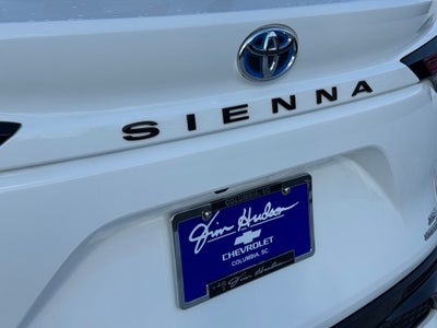 2023 Toyota Sienna XSE 7 Passenger