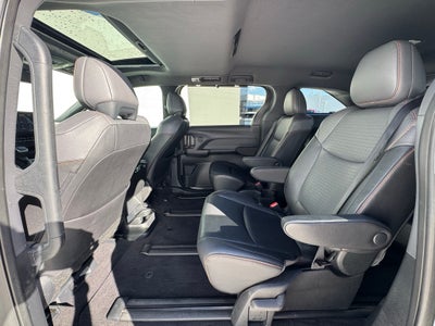 2023 Toyota Sienna XSE 7 Passenger