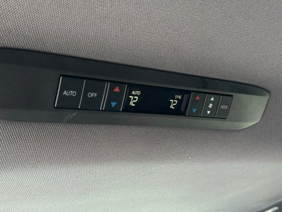 2023 Toyota Sienna XSE 7 Passenger