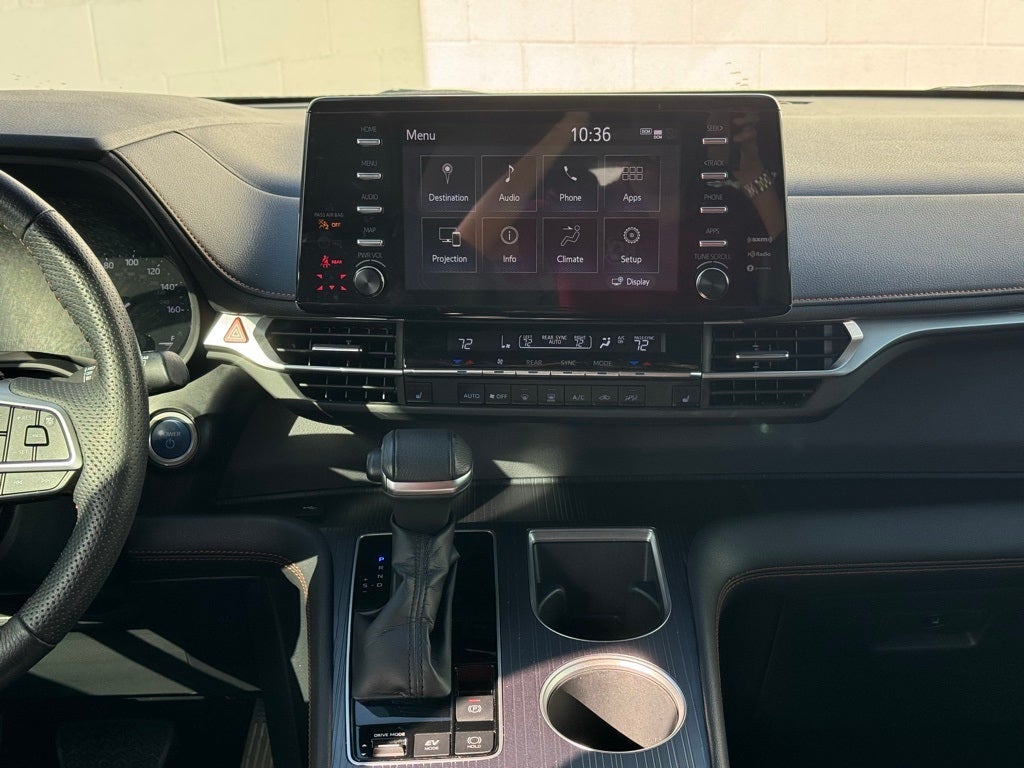 2023 Toyota Sienna XSE 7 Passenger