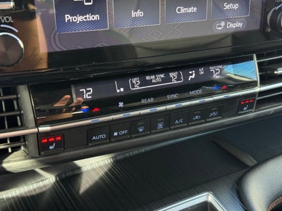 2023 Toyota Sienna XSE 7 Passenger