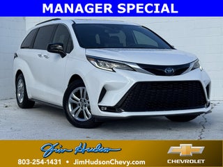 2023 Toyota Sienna XSE 7 Passenger