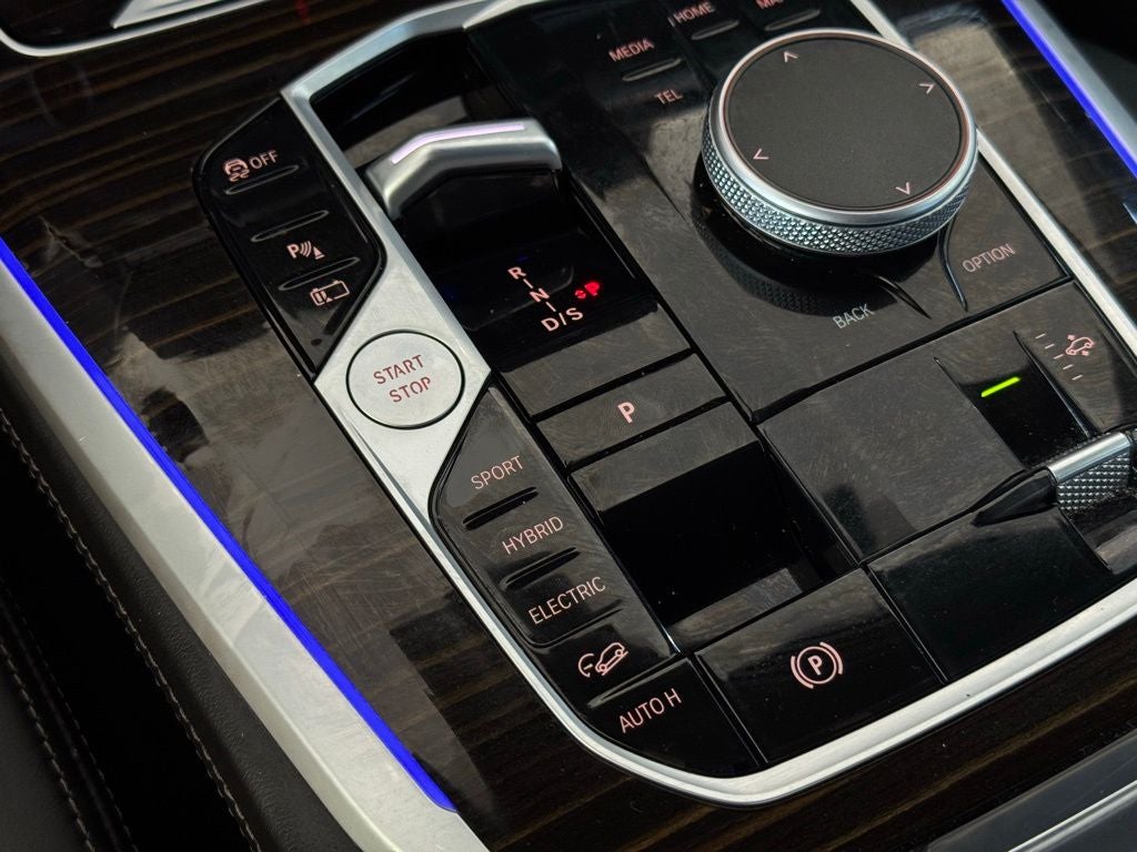 2025 BMW X5 xDrive50e