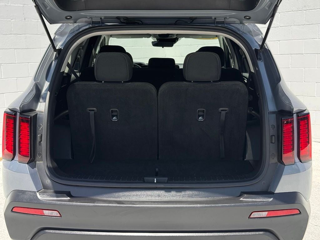 2022 Kia Sorento LX