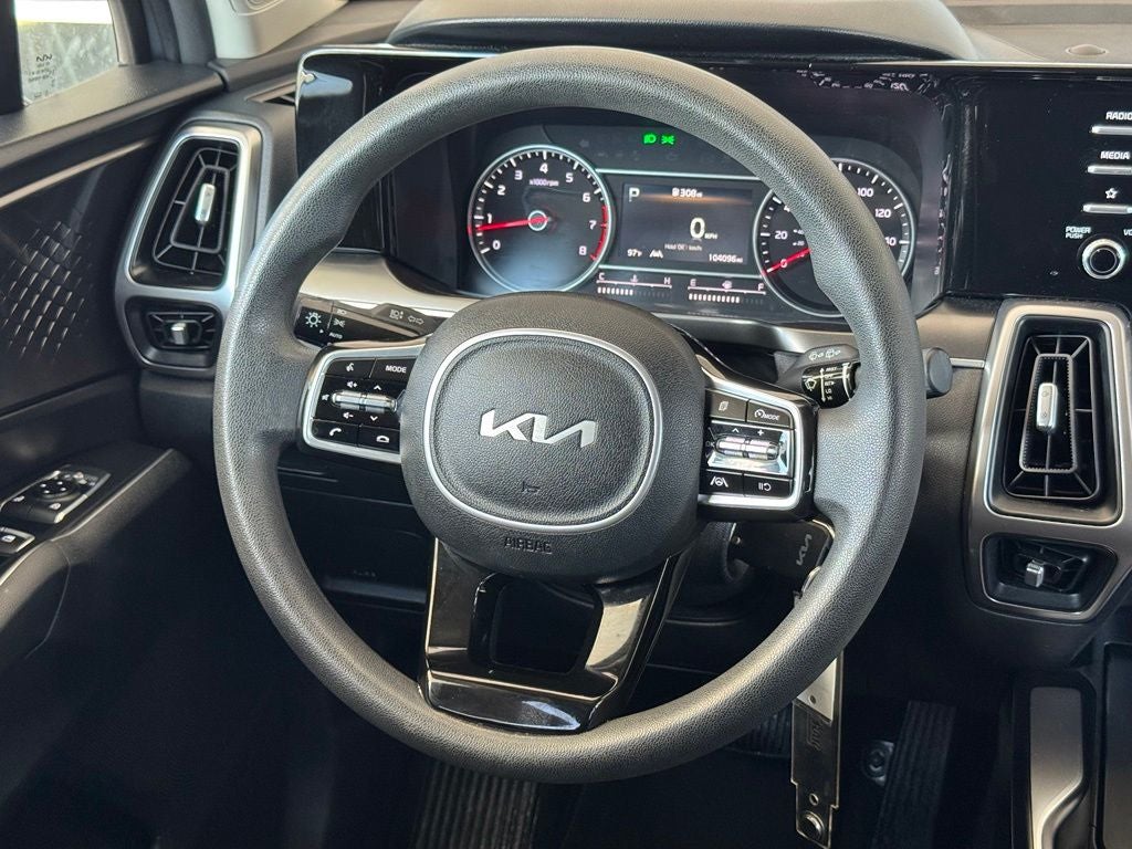 2022 Kia Sorento LX