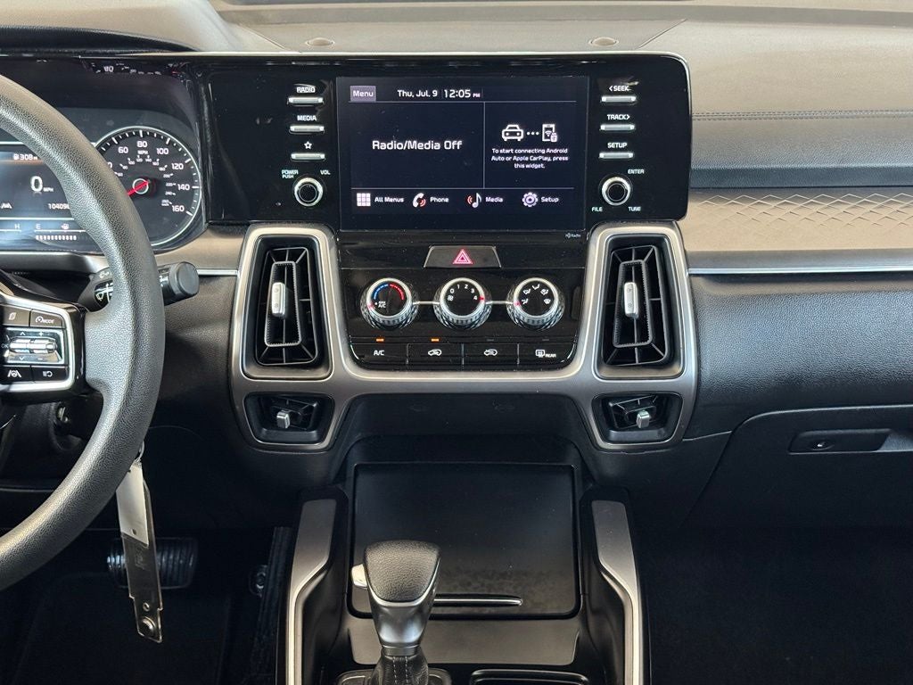 2022 Kia Sorento LX